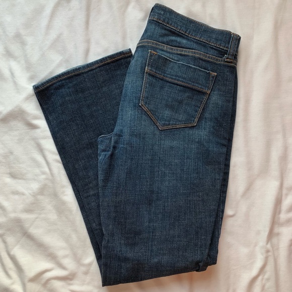 Old Navy Denim - 💕3/$25💕 Old Navy The Sweetheart Jeans